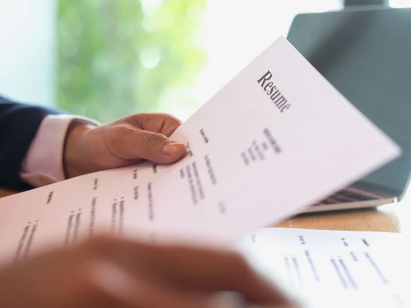 Como Personalizar Seu Currículo para Cada Vaga e Aumentar Suas Chances de Contratação